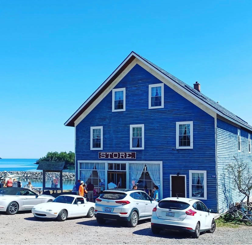 SILVER ISLET GENERAL STORE PAINT NIGHT!